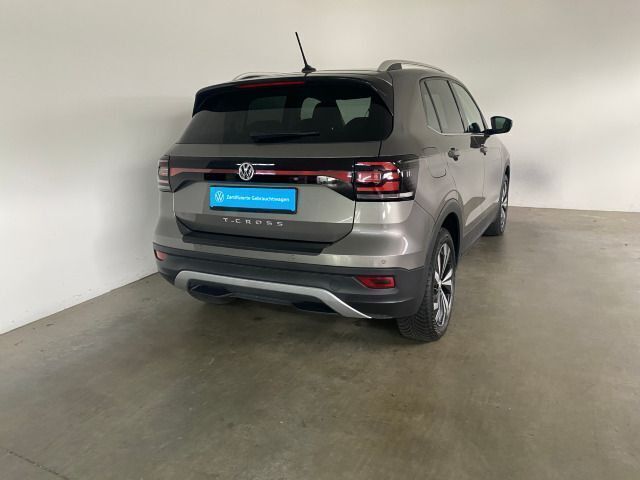Gebraucht VW T-Cross Style 116 PS (85 kW) 2019 Limestone grey metallic (metallic) SUV