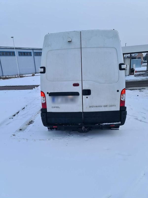 Gebraucht Opel Movano 125 PS (91 kW) 2008 Limousine