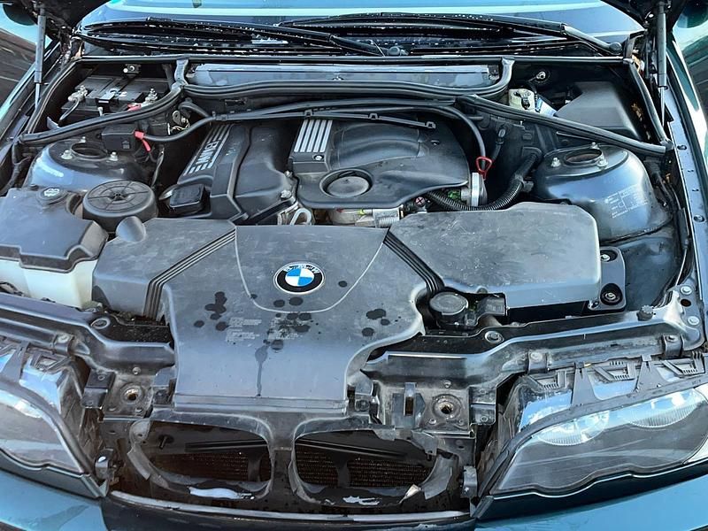 Gebraucht BMW 318 143 PS (105 kW) 2002 Grün Coupé