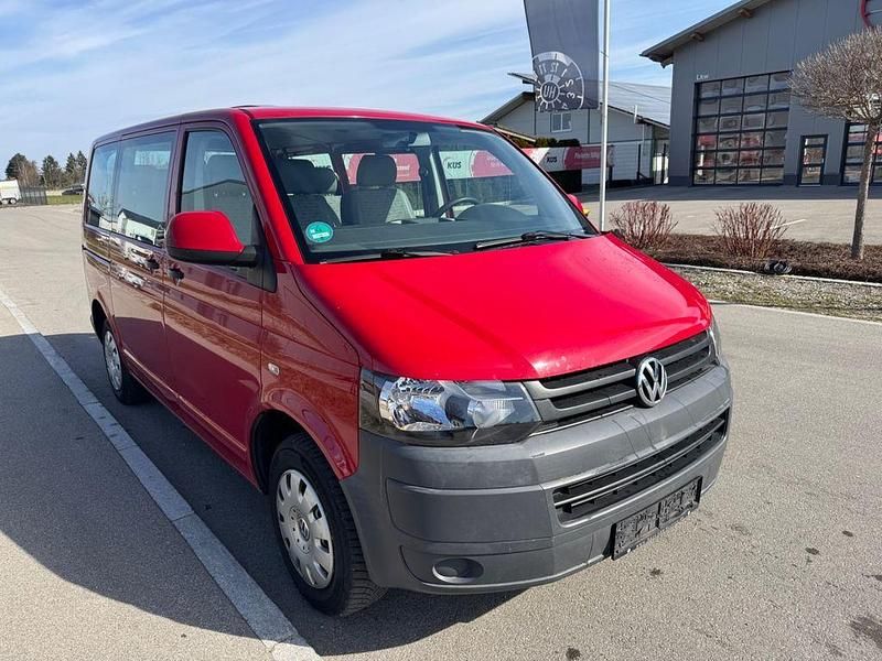 Gebraucht VW Transporter 102 PS (75 kW) 2010 Rot Van