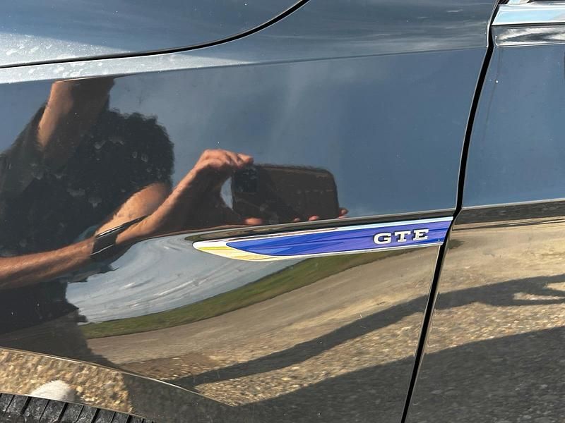 Gebraucht VW Passat GTE 115 PS (84 kW) 2021 Grau Kombi