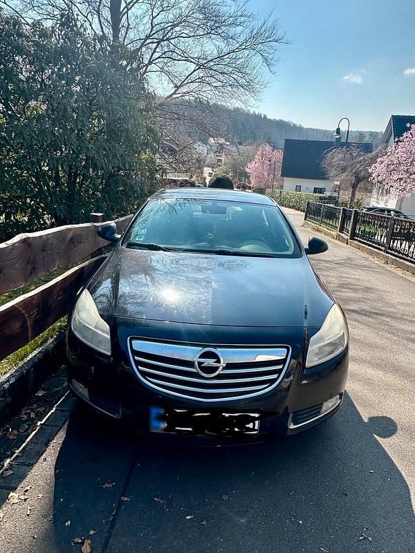 Gebraucht Opel Insignia 140 PS (102 kW) 2009 Limousine
