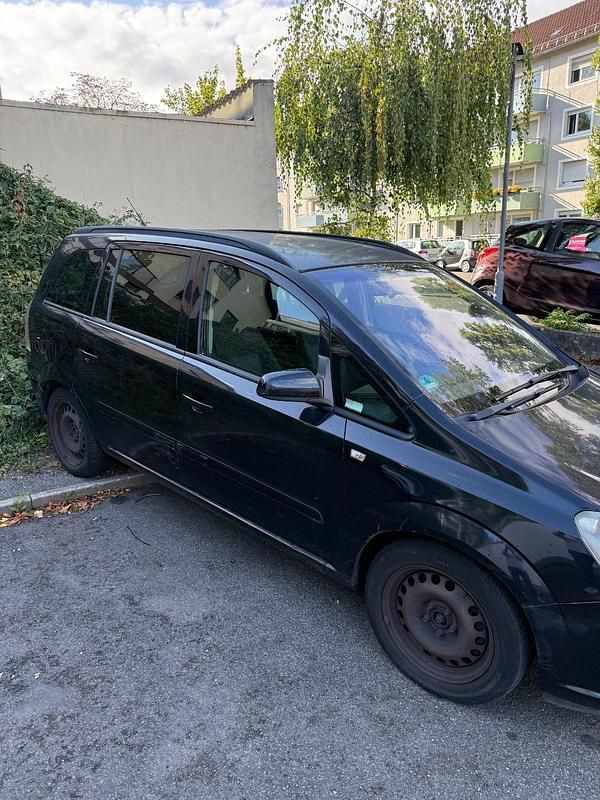 Schwarz Gebraucht 2006 Opel Zafira Van / Kleinbus | 1.345 € (Superpreis) - Bild 1/3