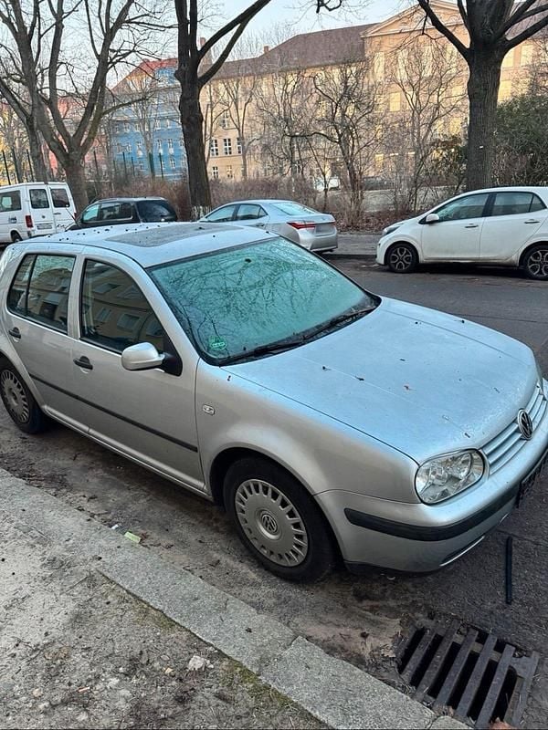 Gebraucht VW Golf IV 75 PS (55 kW) 2000 Silber Kleinwagen