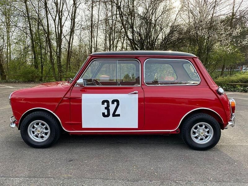 Gebraucht Austin Mini 75 PS (55 kW) 1964 Tartan red Limousine