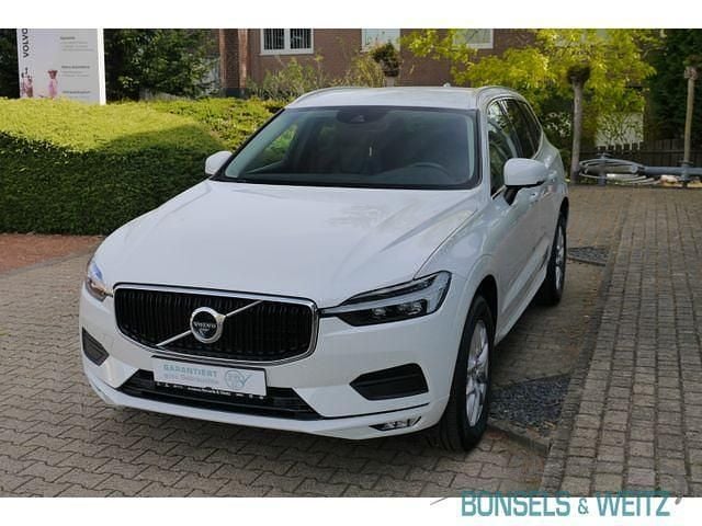Gebraucht Volvo XC60 Momentum 197 PS (144 kW) 2021 Weiß SUV