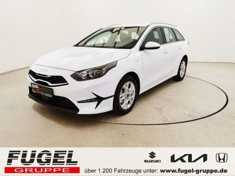Casa white Gebraucht 2024 Kia Ceed Vision Kombi | 22.969 € (Superpreis) - Bild 1/4