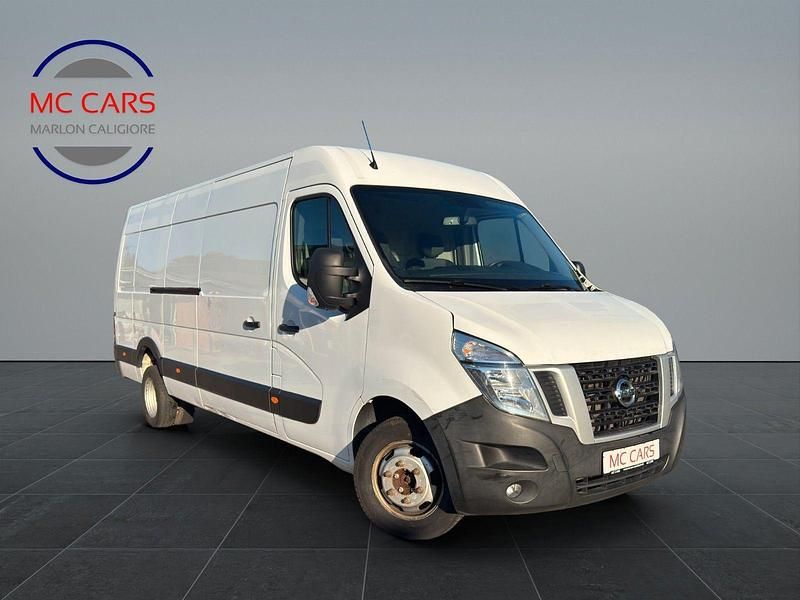 Weiß Gebraucht 2018 Nissan NV400 Comfort Van | 14.890 € (Teuer) - Bild 1/4