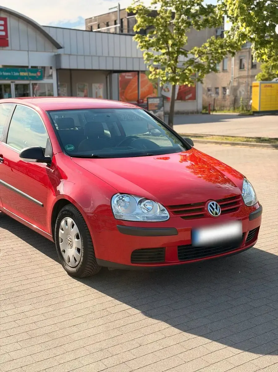 Gebraucht VW Golf V Trendline 102 PS (75 kW) 2008 Rot Kleinwagen
