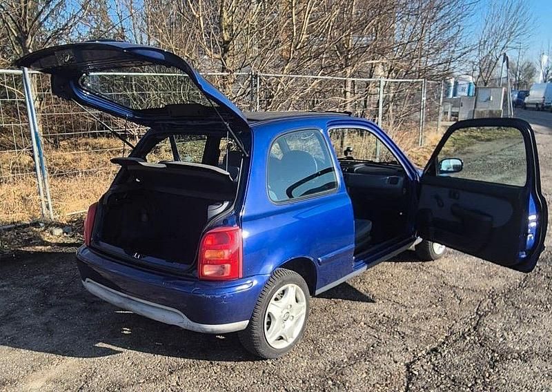 Gebraucht Nissan Micra Comfort 60 PS (44 kW) 2002 Violet Limousine