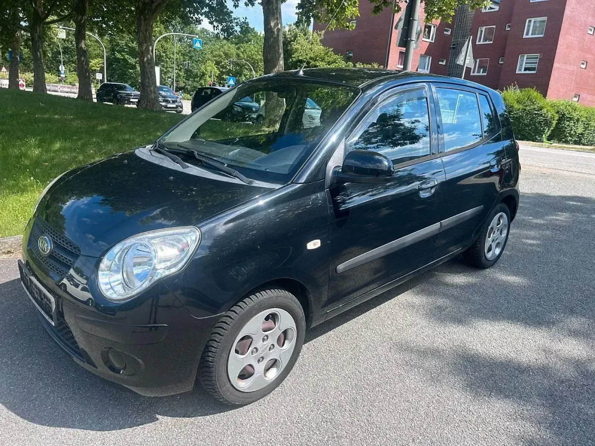 Gebraucht Kia Picanto Attract 65 PS (47 kW) 2010 Schwarz Kleinwagen
