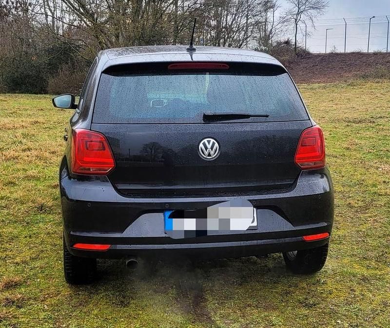 Gebraucht VW Polo LOUNGE 110 PS (80 kW) 2016 Schwarz Limousine