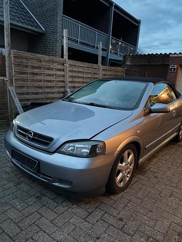 Gebraucht Opel Astra Cabriolet 147 PS (108 kW) 2003 Cabrio