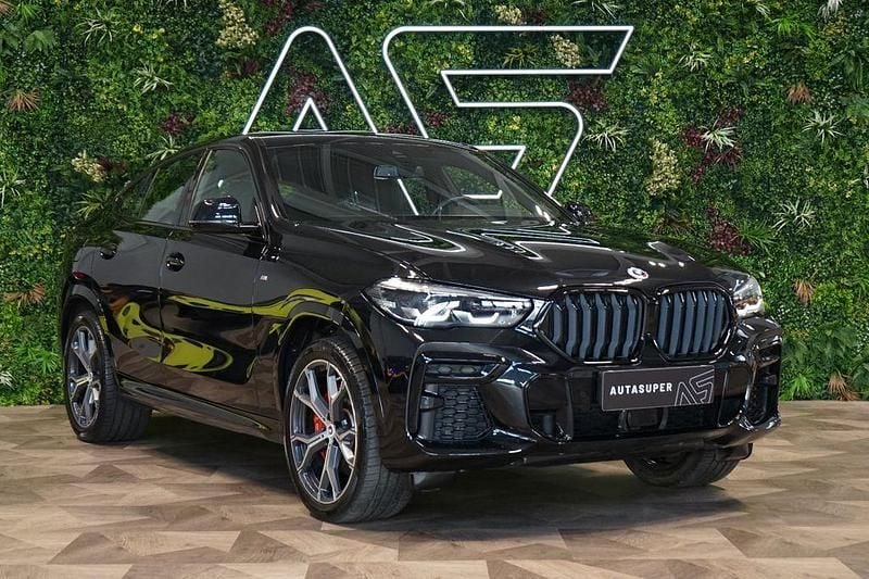 Schwarz Gebraucht 2022 BMW X6 M Sport SUV | 65.000 € (Guter Preis) - Bild 1/3