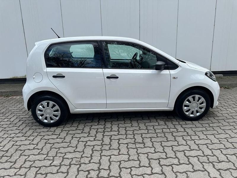 Gebraucht Skoda Citigo Active 60 PS (44 kW) 2018 Weiß Kleinwagen
