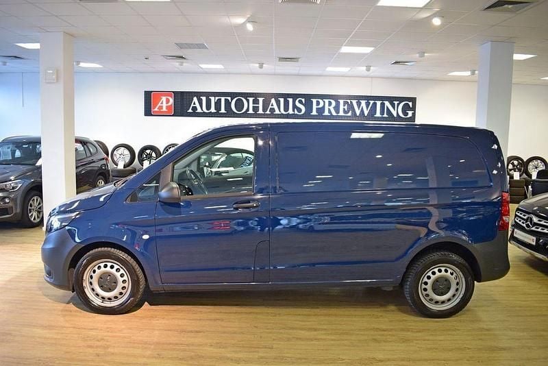 Gebraucht Mercedes Vito 190 PS (139 kW) 2019 Blau Van