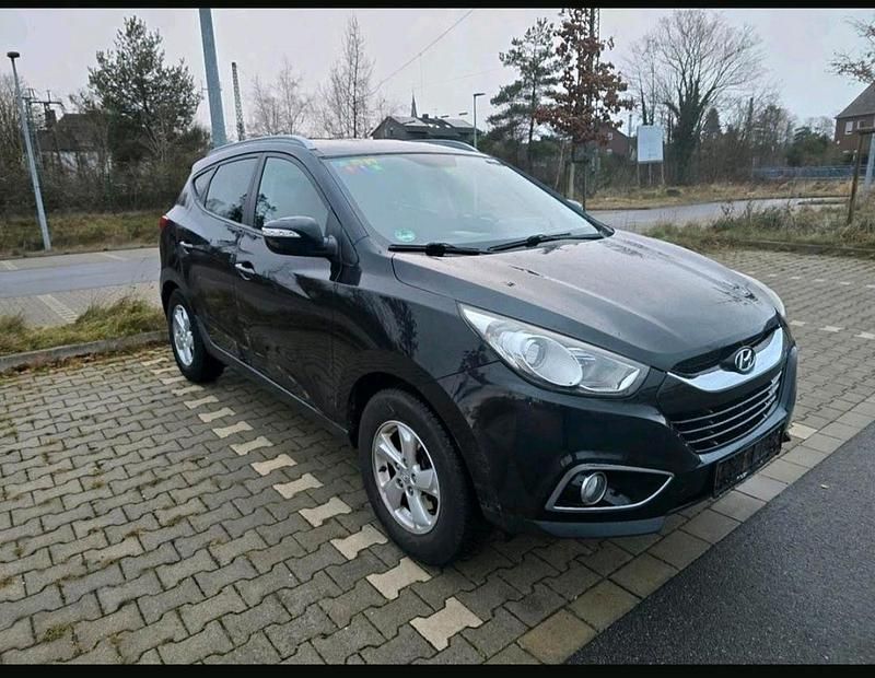 Schwarz Gebraucht 2011 Hyundai ix35 SUV | 6.800 € - Bild 1/4