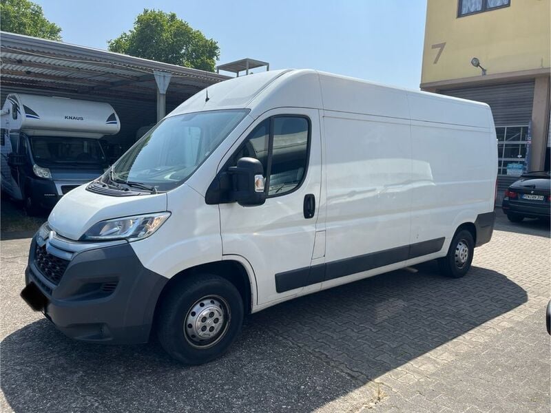 Weiß Gebraucht 2017 Citroën Jumper Proline Van / Kleinbus | 13.990 € (Superpreis) - Bild 1/4