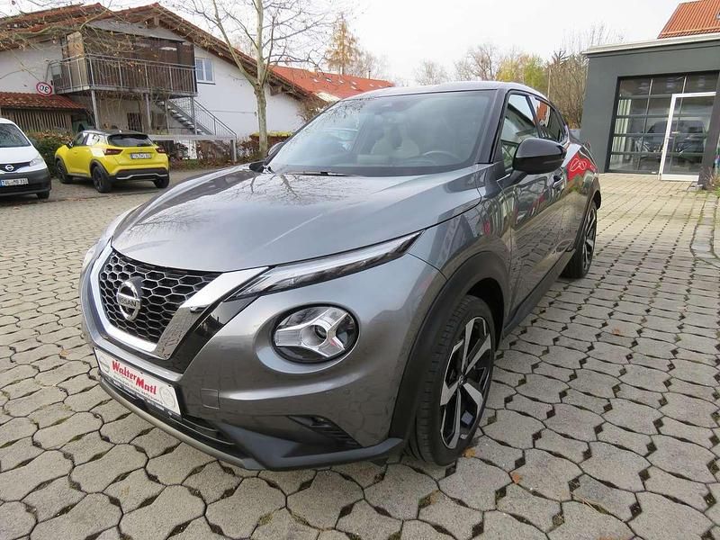 Gebraucht Nissan Juke Tekna 114 PS (83 kW) 2021 Dark grey m/black m SUV