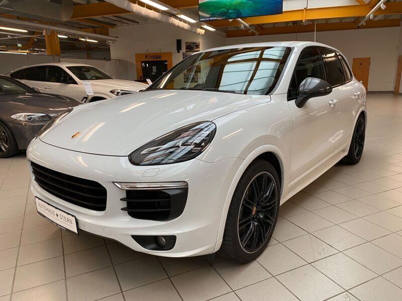 Weiß Gebraucht 2016 Porsche Cayenne S SUV | 43.950 € (Teuer) - Bild 1/4