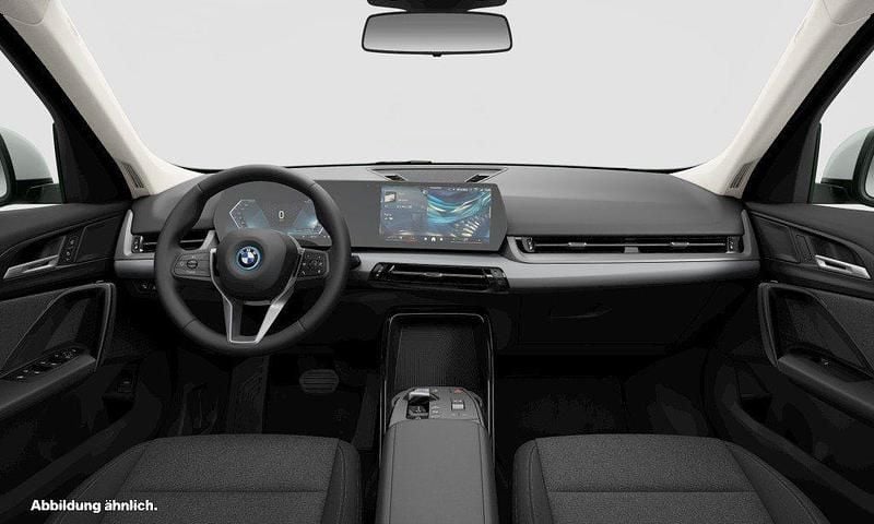 Gebraucht BMW iX1 Performance 200 kW (272 PS) 2022 Alpinweiß uni SUV