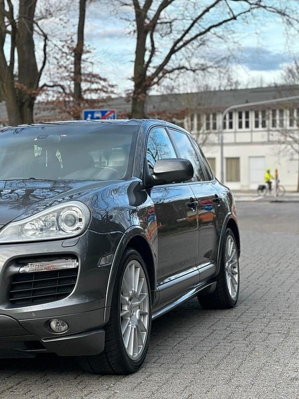 Gebraucht Porsche Cayenne 405 PS (297 kW) 2009 Grau SUV