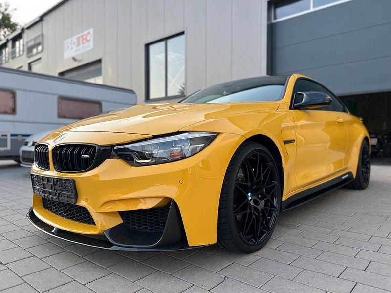 Gelb Gebraucht 2017 BMW M4 M Sport Coupé | 64.978 € (Teuer) - Bild 1/4