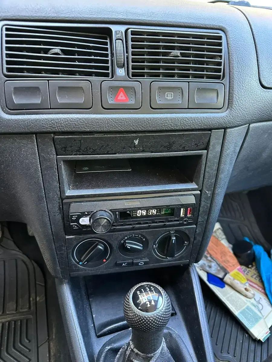 Brugt VW Golf IV 94 HK (69 kW) 1999 Sølv Hatchback