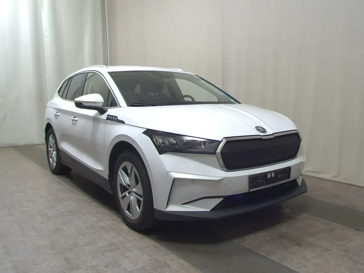 Gebraucht Skoda Enyaq iV Loft 150 kW (204 PS) 2022 Moonweiss metallic SUV