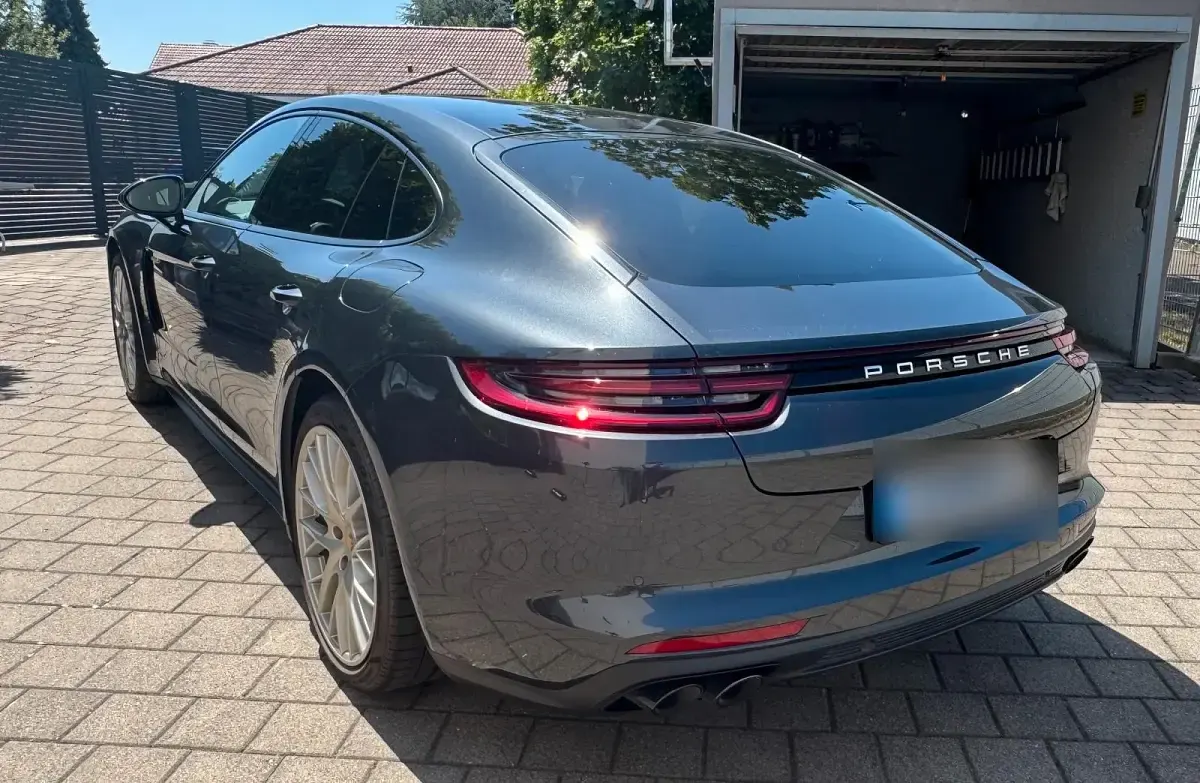 Gebraucht Porsche Panamera Edition 462 PS (339 kW) 2020 Schwarz Limousine