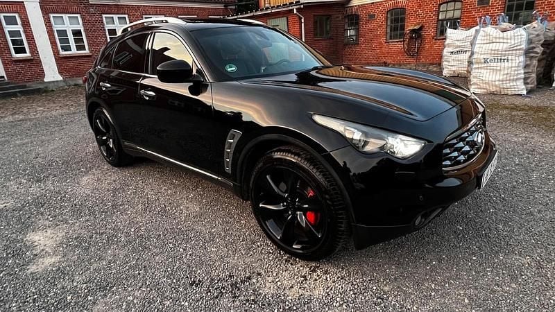Schwarz Gebraucht 2012 Infiniti Fx30 SUV | 12.999 € (Etwas zu teuer) - Bild 1/4