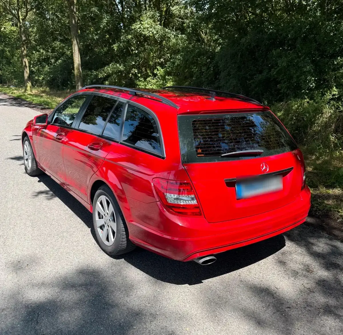 Gebraucht Mercedes C200 184 PS (135 kW) 2012 Rot Kombi