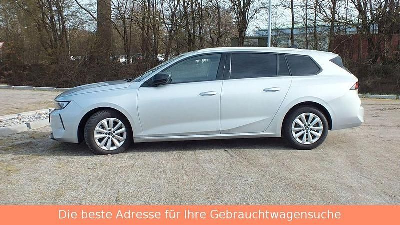 Gebraucht Opel Astra Elegance 131 PS (96 kW) 2024 Silber Kombi