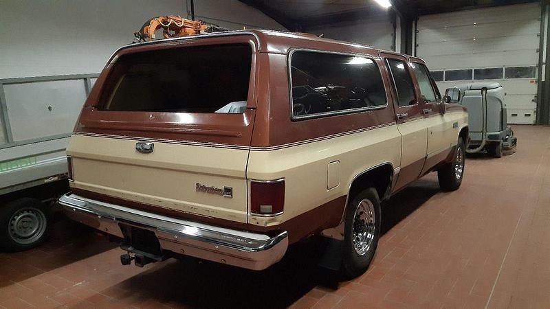 Używany GMC Sierra 239 KM (175 kW) 1986 Beżowy Pickup