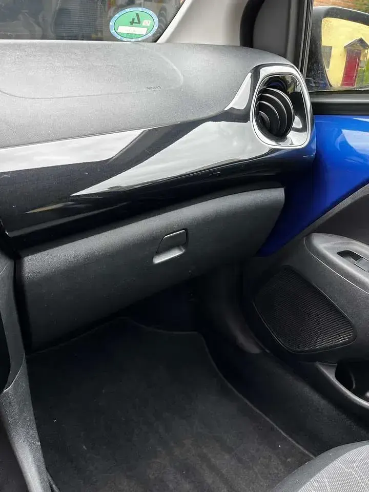 Gebraucht Toyota Aygo X-clusiv 72 PS (52 kW) 2019 Blau Kleinwagen