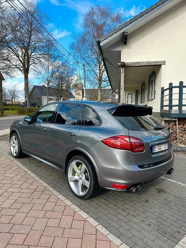 Gebraucht Porsche Cayenne GTS 211 PS (155 kW) 2013 Grau SUV