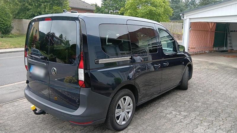 Blau Gebraucht 2022 VW Caddy Van / Kleinbus | 23.999 € (Superpreis) - Bild 1/4