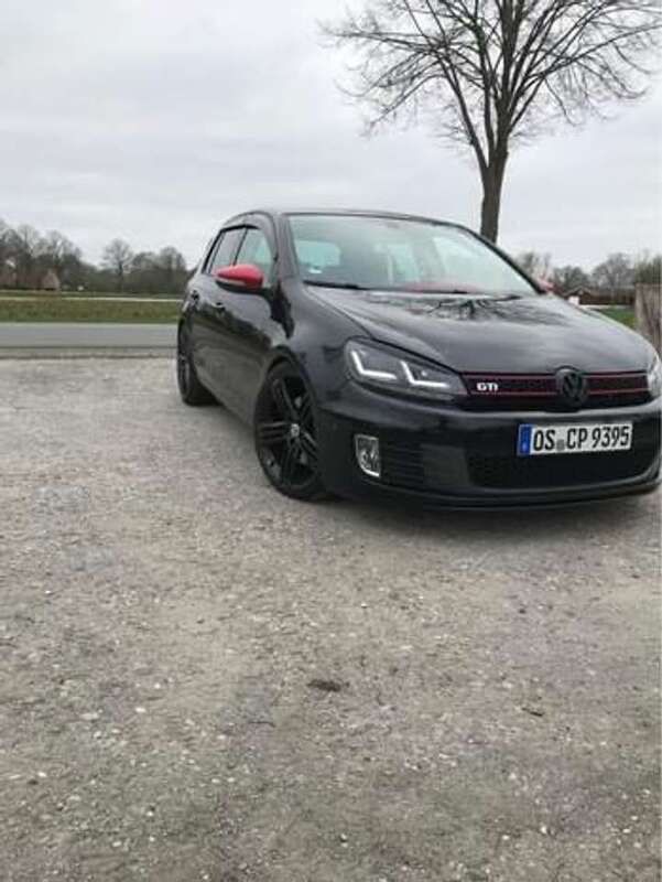 Schwarz Gebraucht 2009 VW Golf VI Comfortline Kleinwagen | 7.500 € - Bild 1/4
