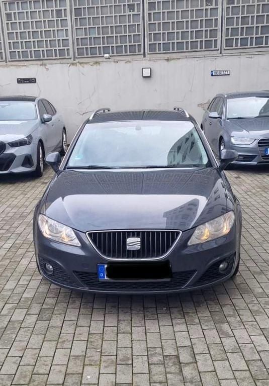 Gebraucht Seat Exeo Reference 143 PS (105 kW) 2011 Schwarz Limousine
