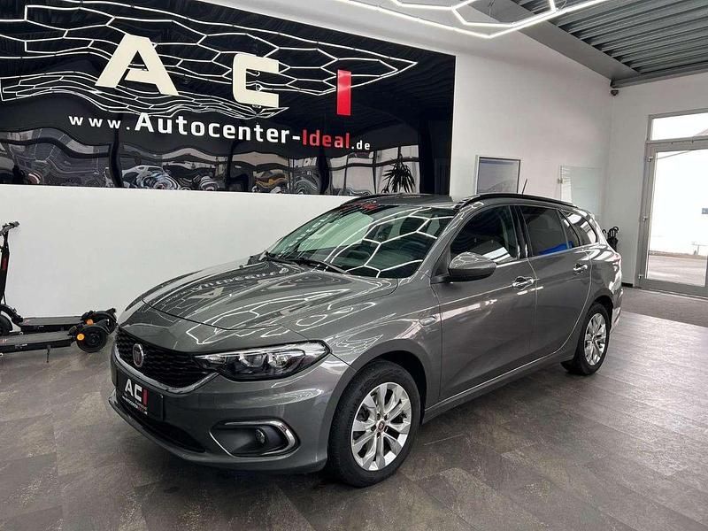Gebraucht Fiat Tipo Lounge 120 PS (88 kW) 2019 Grau Limousine
