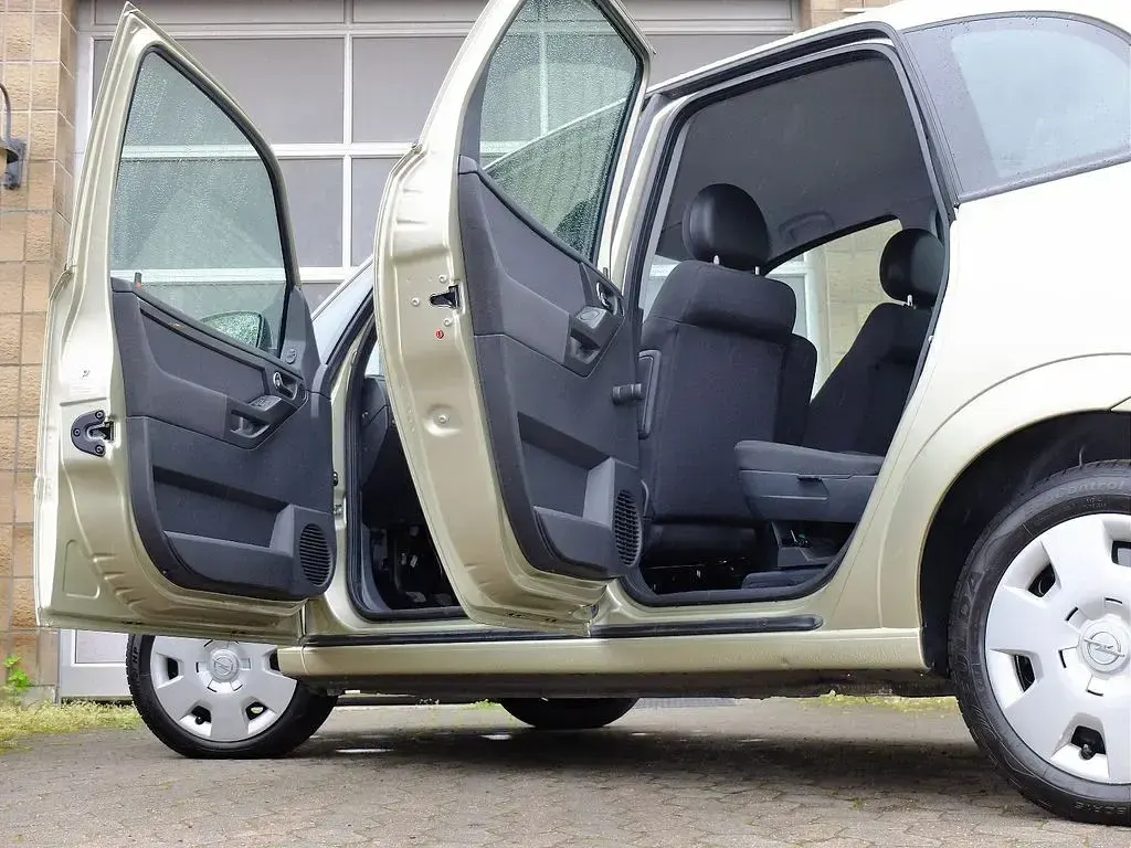 Używany Opel Meriva Edition 105 KM (77 kW) 2007 Lancelot Minivan