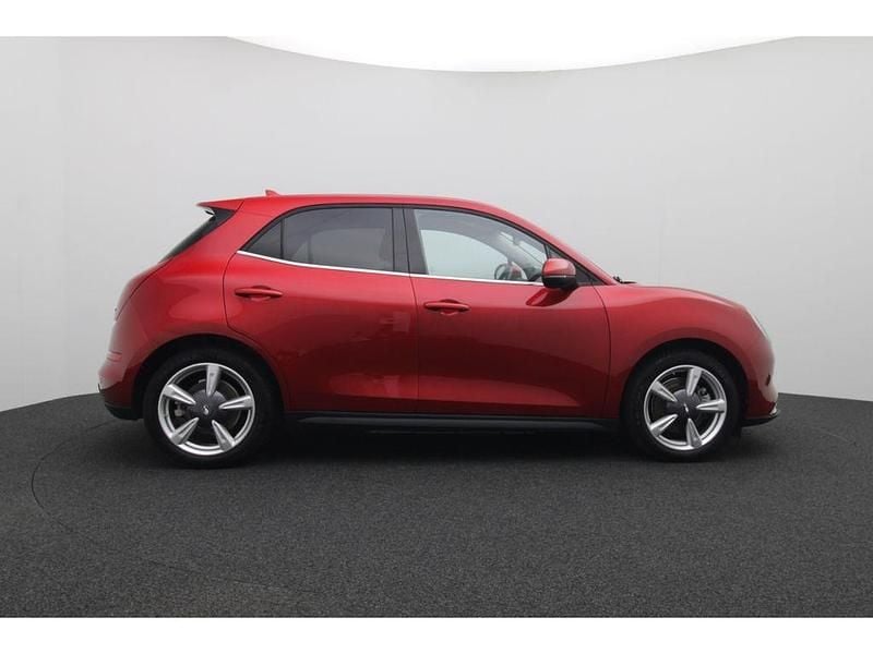 Second-hand Ora 03 60 kW (82 CP) 2023 Roșu Hatchback