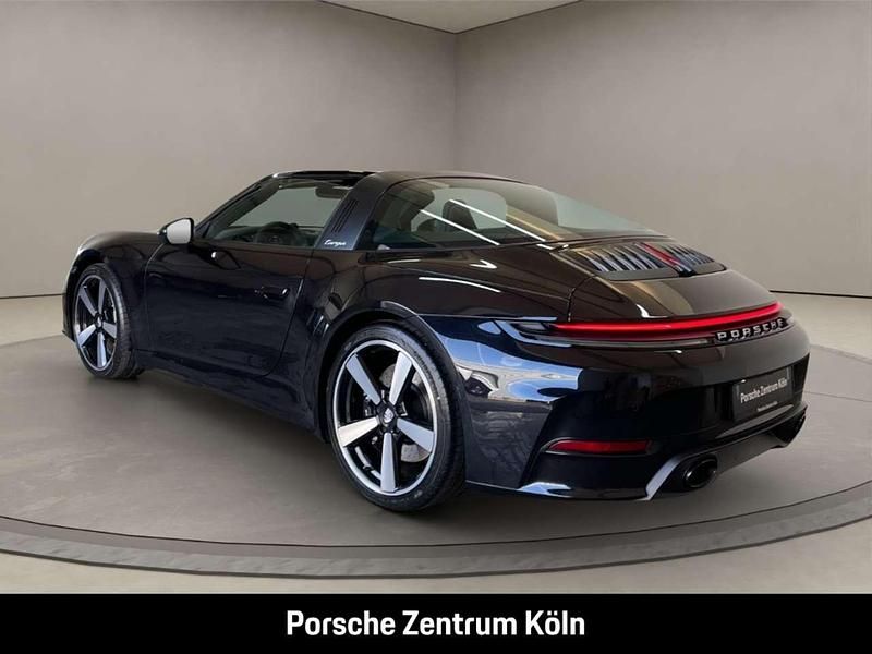 Neu Porsche 992 541 PS (397 kW) 2026 Schwarz Coupé