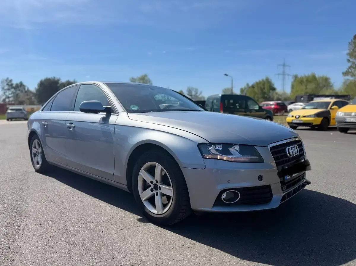 Gebraucht Audi A4 Ambiente 179 PS (131 kW) 2011 Grau Limousine