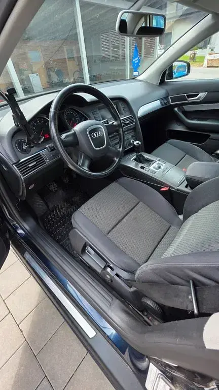 Używany Audi A6 177 KM (130 kW) 2005 Niebieski Sedan/Limuzyna