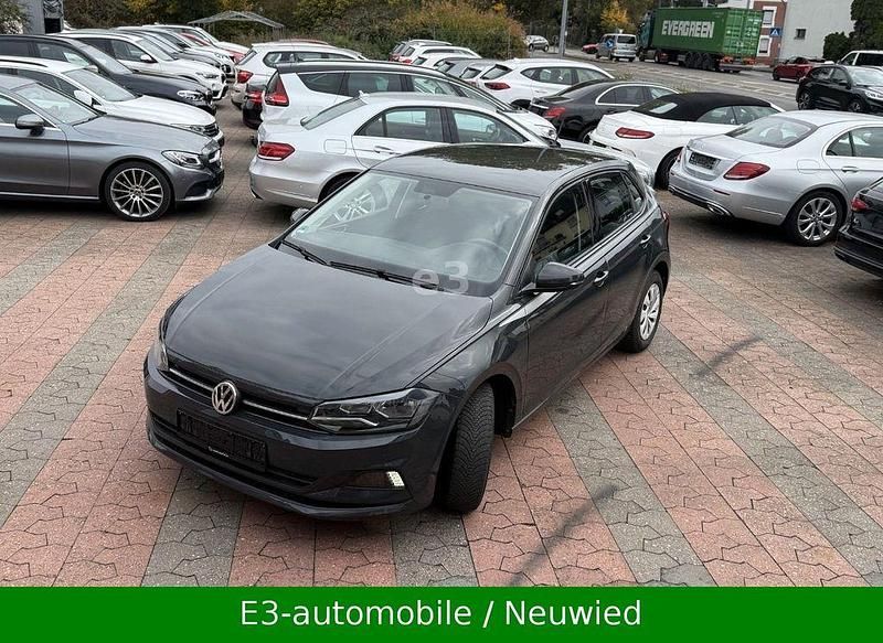 Grau Gebraucht 2019 VW Polo Limousine | 11.290 € (Fairer Preis) - Bild 1/4