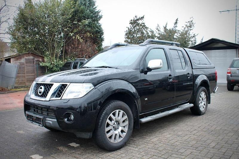Gebraucht Nissan Navara 231 PS (169 kW) 2014 Schwarz Pickup