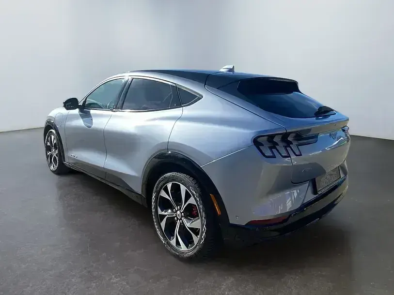 Gebraucht Ford Mustang Mach-E Standard Range 275 kW (375 PS) 2023 Iced blue silver SUV
