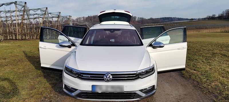 Gebraucht VW Passat Alltrack 240 PS (176 kW) 2017 Weiß Kombi