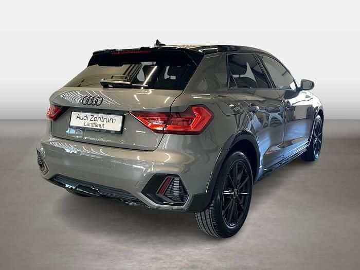 Neu Audi A1 Ambiente 150 PS (110 kW) 2026 Chronosgrau SUV